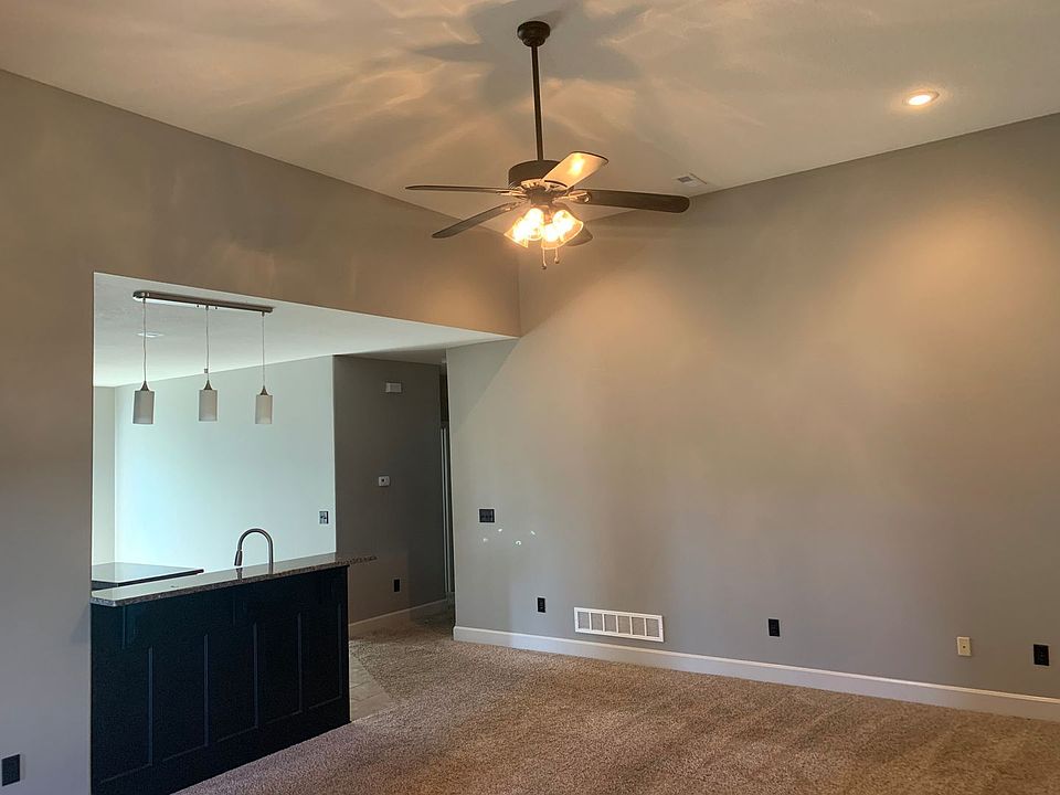 1st image of 11667 Ridgeway Ct