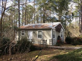 824 Holly Dr, Eufaula, AL 36027