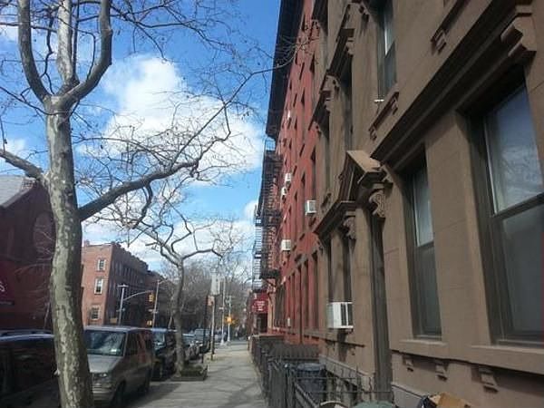 1st image of 507 Henry St APT 4R