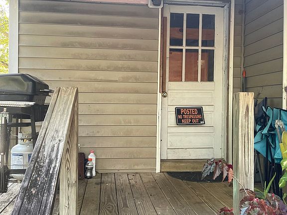 4th image of 503 Patterson Dr