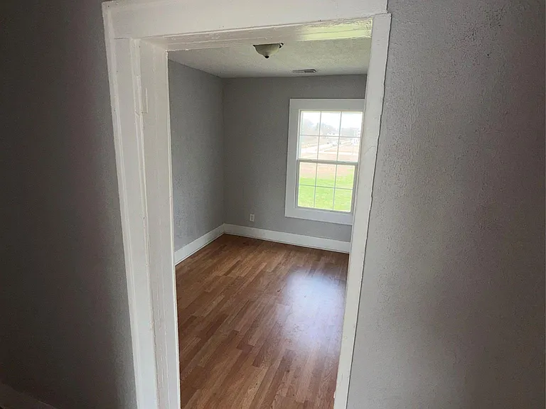 2174 Springle St — Photo 11