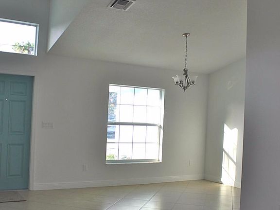 3rd image of 10825 SE HARKEN Terrace #885