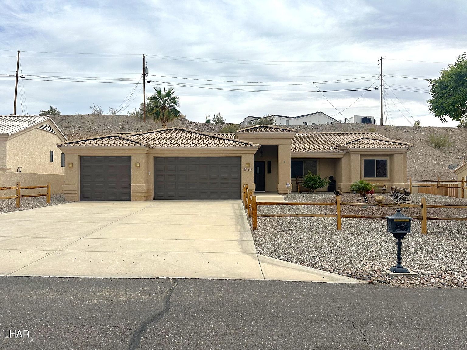 4110 Columbia Dr, Lake Havasu City, AZ 86406 | MLS #1034910 | Zillow