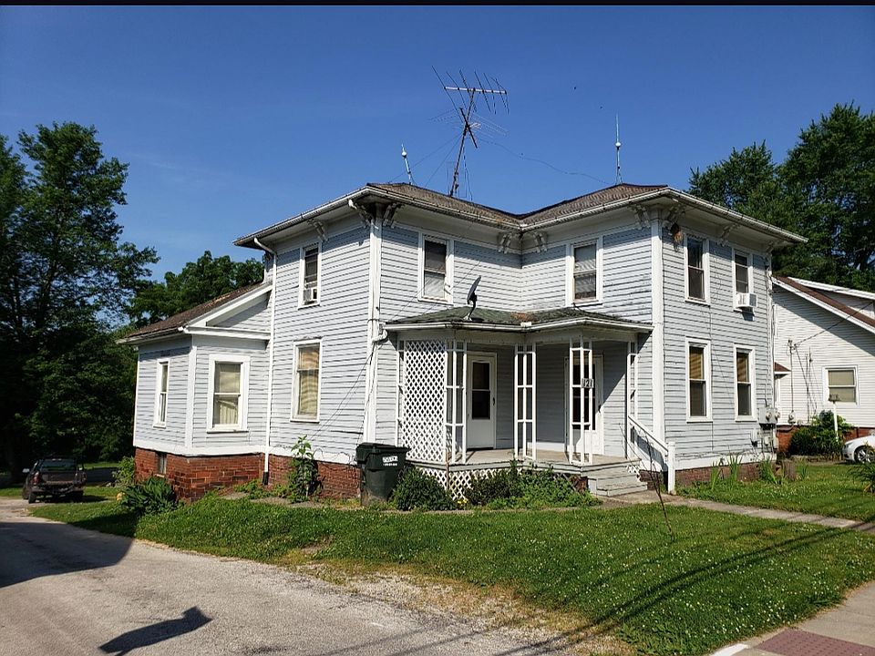 1st image of 123 W Main St