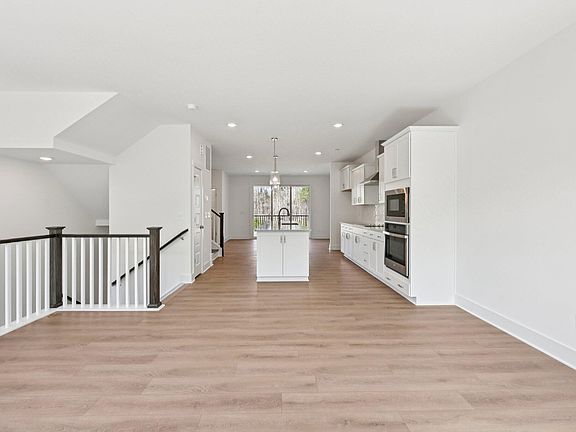 5th image of 6042 Dunzo Dr