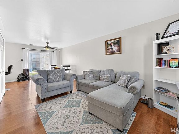 2nd image of 390 Montclair Tower Dr