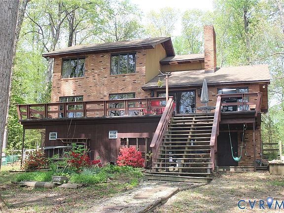 3rd image of 678 Lake Caroline Dr