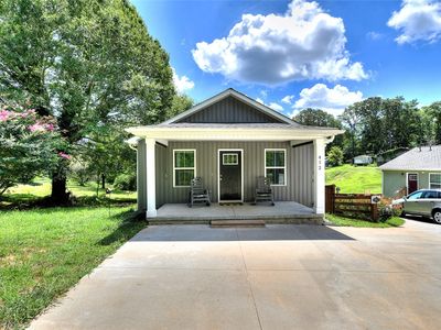 412 N Spring St, Walhalla, SC, 29691