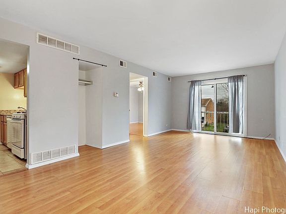 5th image of 1930 Kenilworth Cir APT G