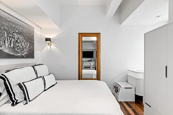 Rented by Douglas Elliman | media 5