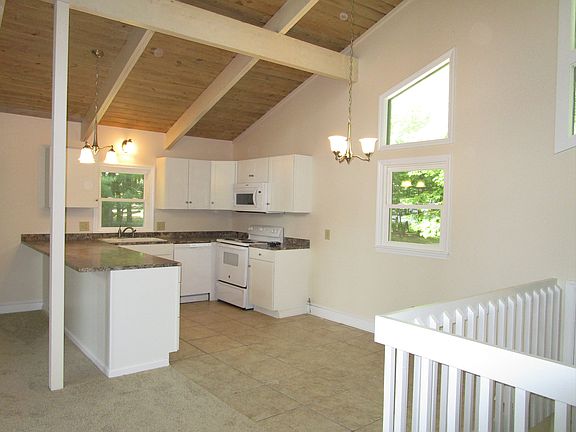 4th image of 1116 Country Club