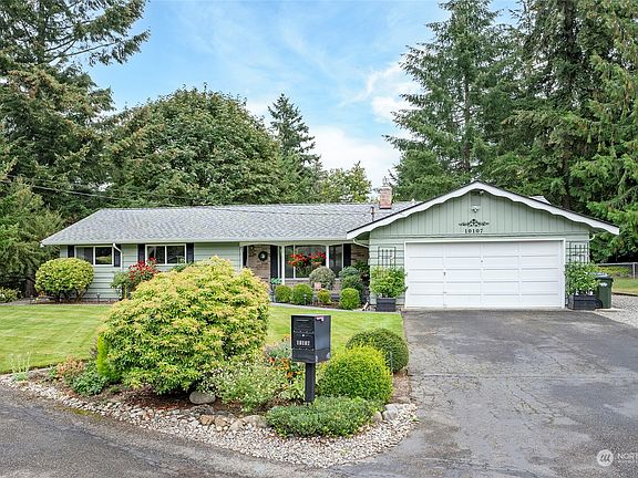 2nd image of 10107 87th Avenue SW