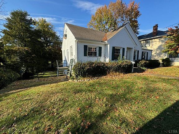 4th image of 307 Warwick Ln Lot 26-27
