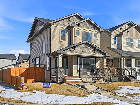 3rd image of 14 S Skyview Point Rd NE