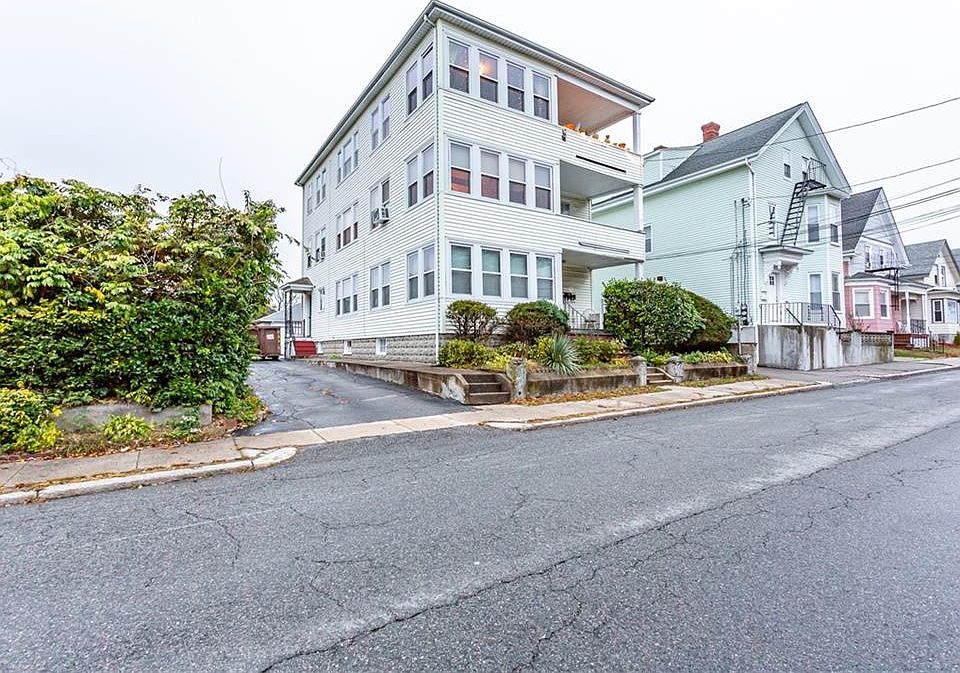 1st image of 20 Walnut St