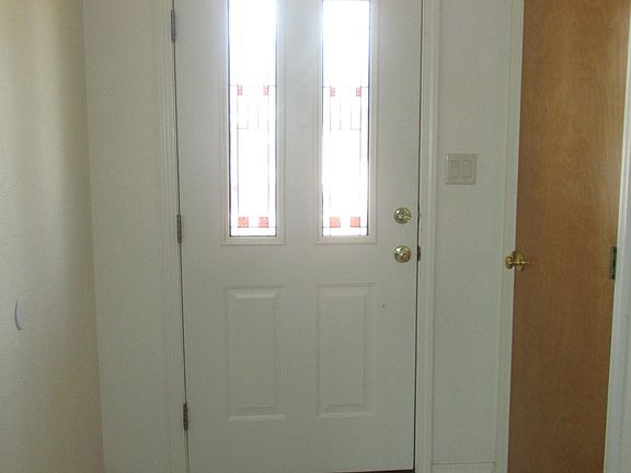 3rd image of 3521 Fernwood Ave