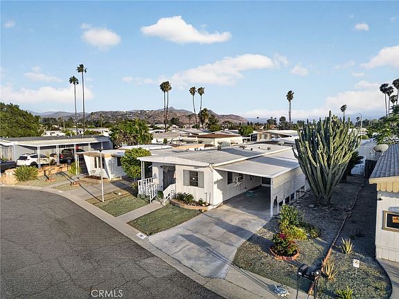 2nd image of 760 Santa Clara Cir