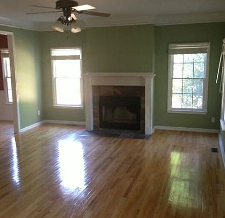 3rd image of 27 Altavista Dr