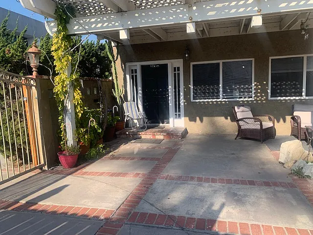 4150 N Business St — Photo 5