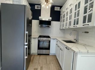 318 2nd St #2, Jersey City, NJ 07302