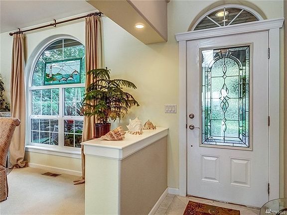 3rd image of 10719 Seaview Dr