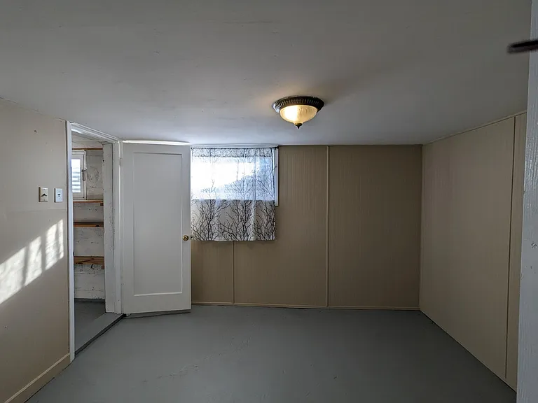 2404 W Kiernan Ave — Photo 25