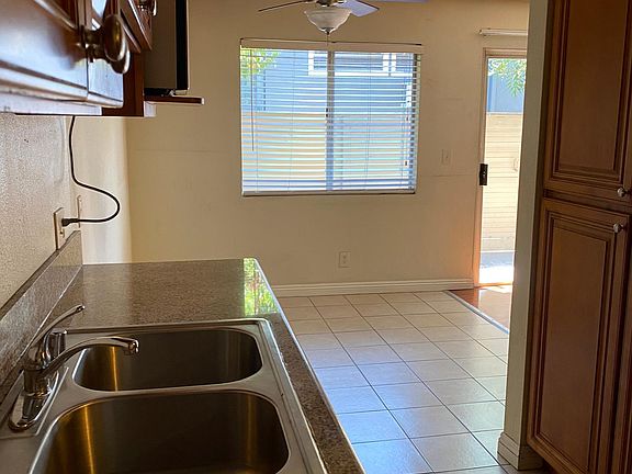 2nd image of 3127 Bagley Ave #104