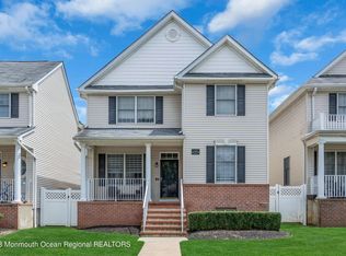 17 Ponderosa Dr, Lakewood, NJ 08701