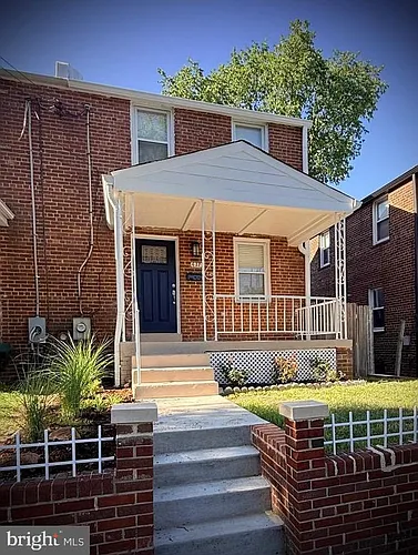 632 Faraday Pl NE Photo 1