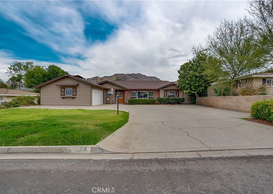 1st image of 22715 Arliss Dr