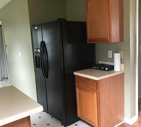 5th image of 1206 Foxwood Dr