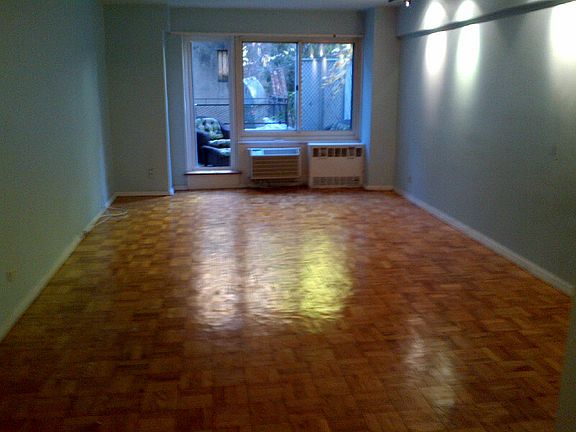 5th image of 249 E 48th St APT 2K