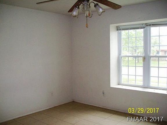 4th image of 3303 Woodlake Dr