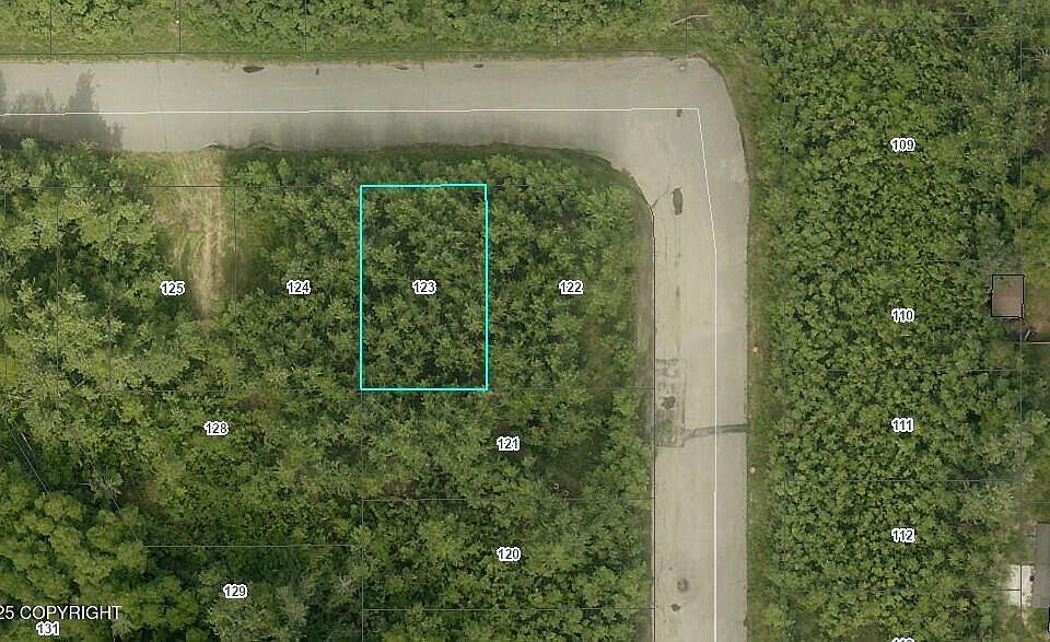 2nd image of L123 Costa Ave