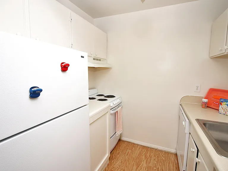 401 Turlington Rd — Photo 3