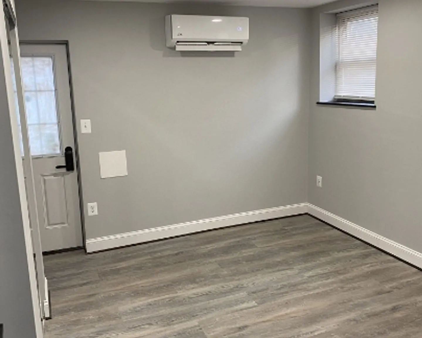 2501 Linden Avenue $850 Room Available (Private Room) — Photo 4