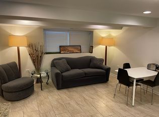 716 S Claremont Ave #1, Chicago, IL 60612