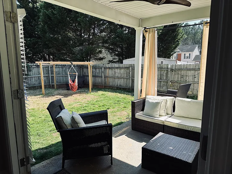 208 Oak Grove Way — Photo 17