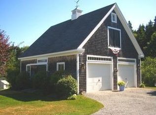 262 Back Rd, Brooklin, ME 04616