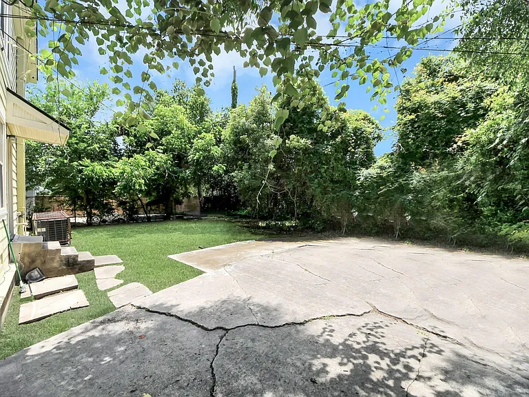 3012 Isabella St #B — Photo 40