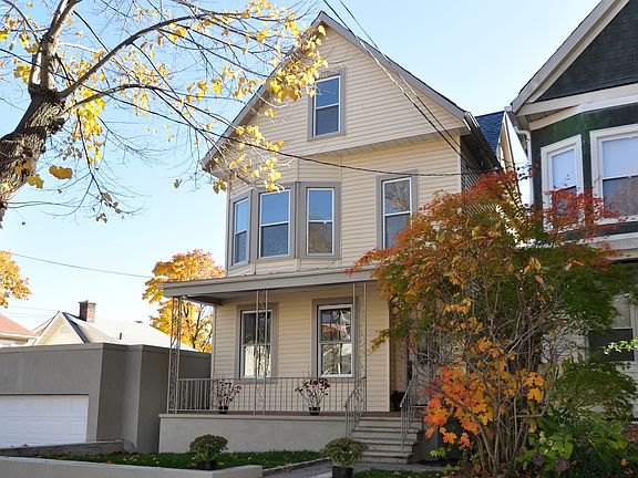 3rd image of 432 E 238th St