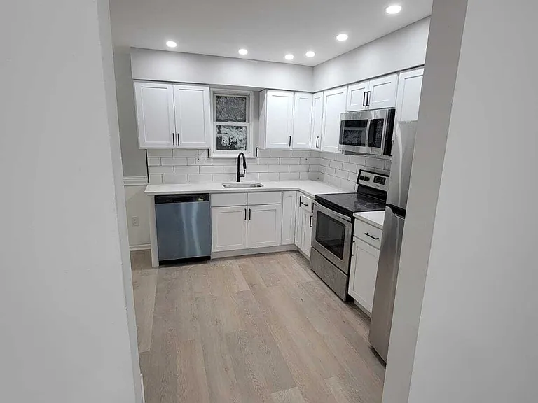 193 Hampshire Rd — Photo 4