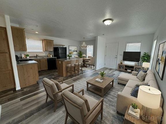 2nd image of 825 N Lamb Blvd #131