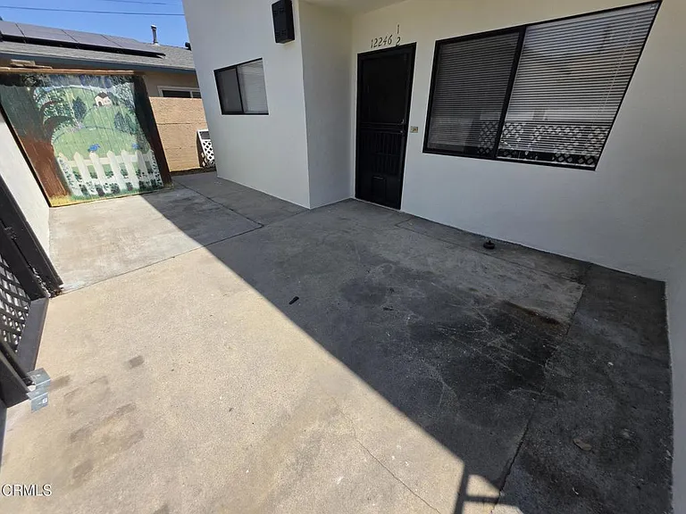 12246 1/2 Oxnard St #1 — Photo 5