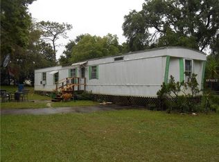 136 Robinhood Dr, Deland, FL 32724