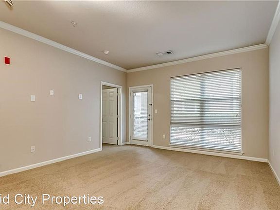 5th image of 600 13th St #513