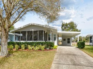 3208 Manatee Rd, Tavares, FL 32778