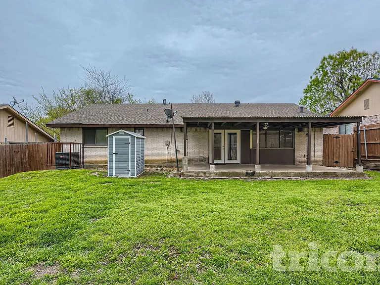 333 Clearfield Dr — Photo 13