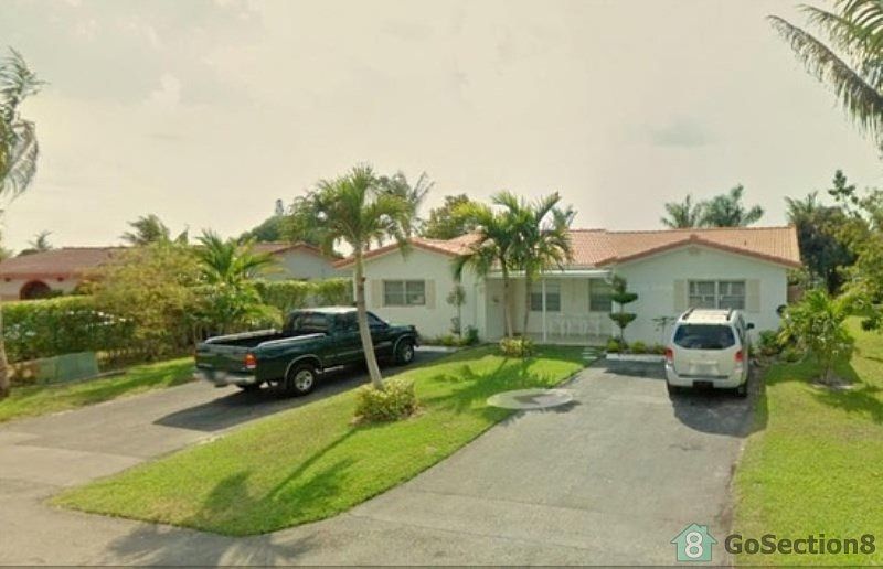 1st image of 4390 NW 75th Way