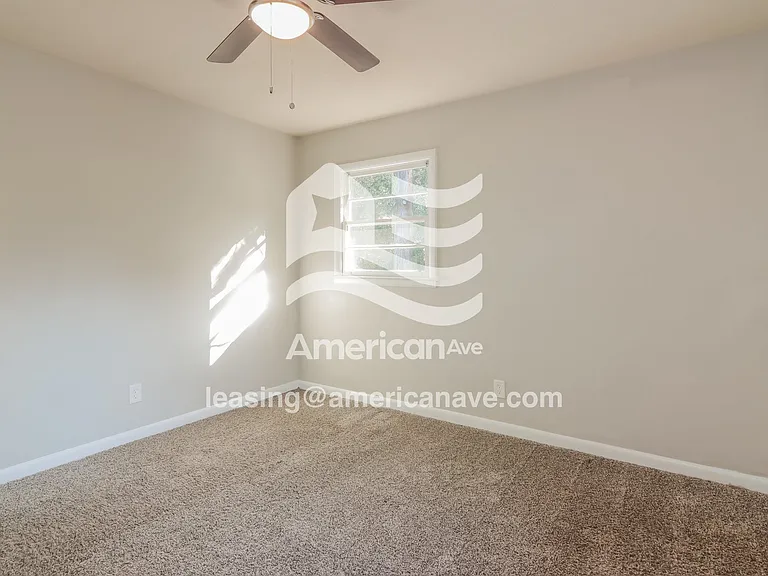 768246_012_bedroom_14228022.jpg